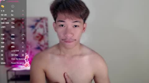 Snapshot of itsme_cxhennn chatting on 11-19-25, 04:01 itsme_cxhennn online show from 11-19-25, 04:01