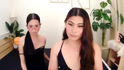 Snapshot of itsme_kat chatting on 06-17-26, 04:19 itsme_kat online show from 06-17-26, 04:19