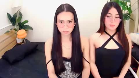 Snapshot of itsme_kat chatting on 06-23-26, 04:27 itsme_kat online show from 06-23-26, 04:27