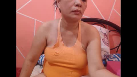 Snapshot of itsme_kitty chatting on 03-08-26, 02:04 Kitty online show from 03-08-26, 02:04
