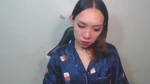 itsmehotqueen online show from 10-07-25, 11:40