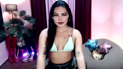 Snapshot of itsmesianaa29 chatting on 11-24-25, 05:12 Siana online show from 11-24-25, 05:12