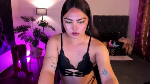 Siana online show from 04-30-26, 09:08
