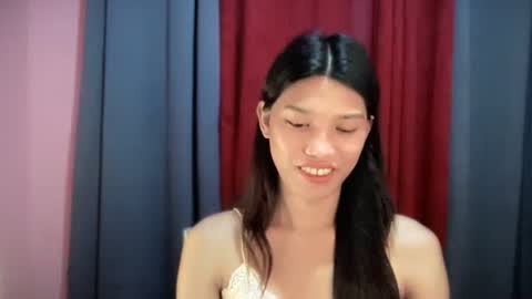 Snapshot of itsmeyourgirl_philopoiter chatting on 11-19-25, 12:49 Jayve online show from 11-19-25, 12:49