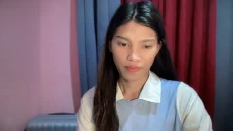 Snapshot of itsmeyourgirl_philopoiter chatting on 11-25-25, 10:48 Jayve online show from 11-25-25, 10:48