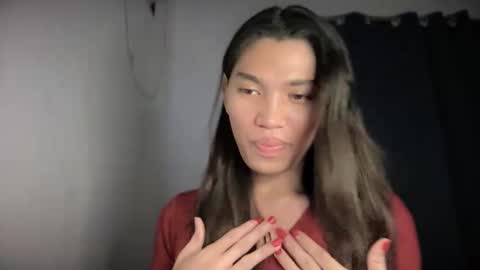 Snapshot of itsmeyourgirl_philopoiter chatting on 12-20-25, 01:18 Jayve online show from 12-20-25, 01:18