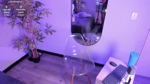 Snapshot of itsmroom chatting on 02-16-26, 01:18 itsmroom online show from 02-16-26, 01:18