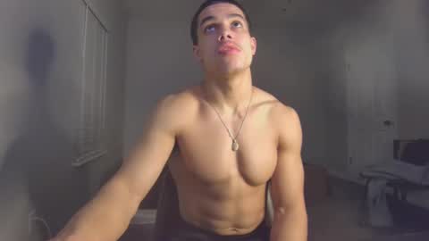 Snapshot of itstarzan chatting on 12-12-24, 06:47 TARZAN online show from 12-12-24, 06:47