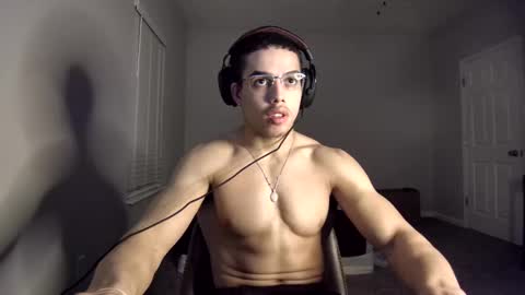 Snapshot of itstarzan chatting on 12-17-24, 12:12 TARZAN online show from 12-17-24, 12:12