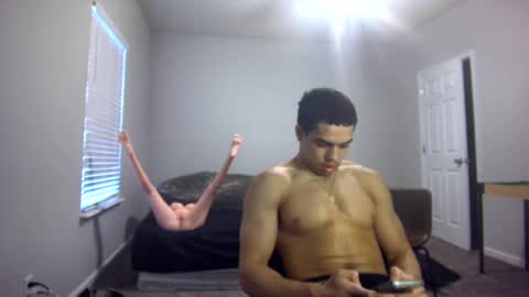 Snapshot of itstarzan chatting on 12-22-24, 08:14 TARZAN online show from 12-22-24, 08:14