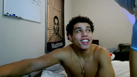 Snapshot of itstarzan chatting on 10-01-25, 02:28 TARZAN online show from 10-01-25, 02:28