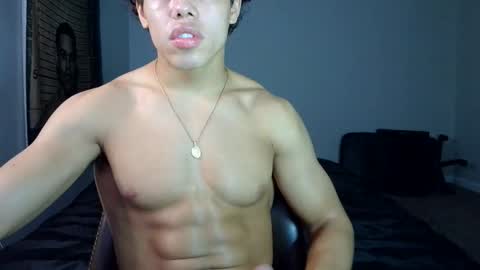 Snapshot of itstarzan chatting on 11-16-25, 05:35 TARZAN online show from 11-16-25, 05:35