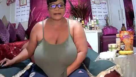 itumeleng74 online show from 06-21-26, 08:28