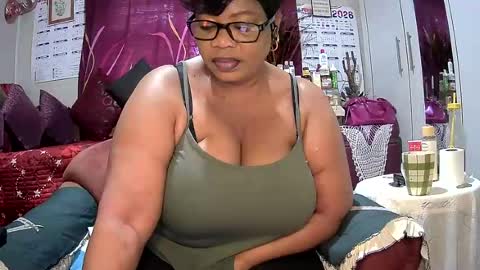 itumeleng74 online show from 07-15-26, 06:18