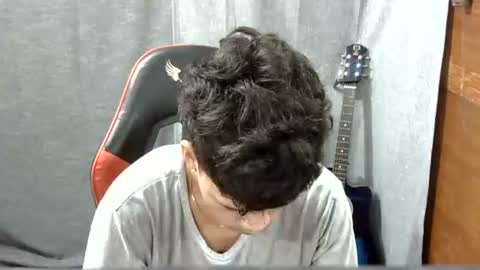 itzme_john online show from 05-03-26, 01:44