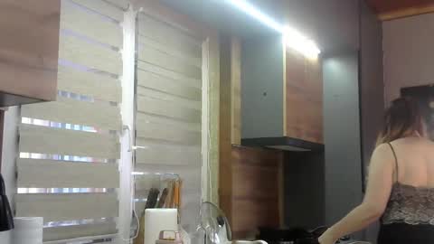 Snapshot of ivettasplash chatting on 02-12-25, 07:13 IrennaSplash online show from 02-12-25, 07:13