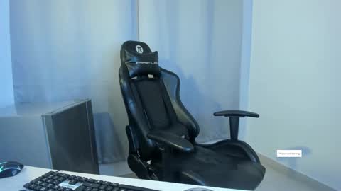 Snapshot of ivone_ashar chatting on 03-11-26, 02:56 ivone_ashar online show from 03-11-26, 02:56