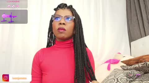 Snapshot of ivonjoness chatting on 02-24-25, 04:49 Ivon Miss Jones online show from 02-24-25, 04:49