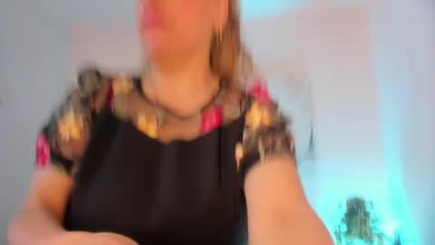 Ivonne online show from 04-30-26, 12:55