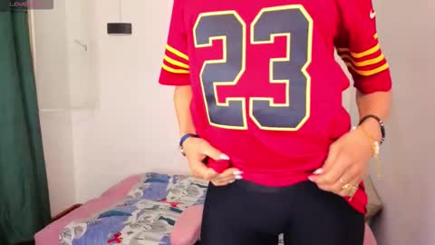 IVONNE online show from 12-04-25, 02:54