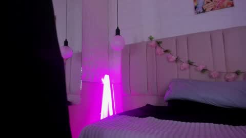 ivonne_valencia online show from 05-05-26, 02:36