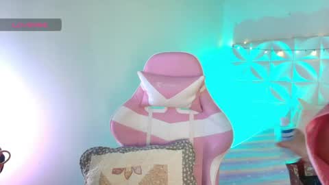 Snapshot of ivonnygoldie chatting on 05-07-26, 07:19 Ivonny online show from 05-07-26, 07:19