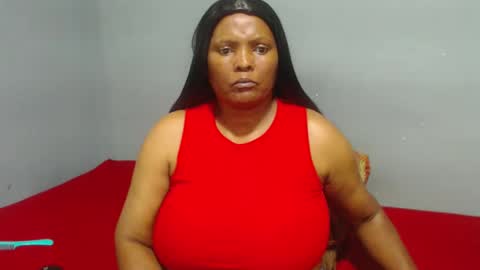 Snapshot of ivorytits48 chatting on 02-16-25, 05:59 IVORYTITS48 online show from 02-16-25, 05:59