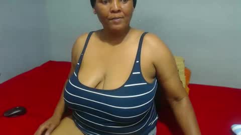 Snapshot of ivorytits48 chatting on 02-18-25, 05:42 IVORYTITS48 online show from 02-18-25, 05:42