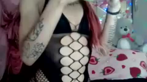 ivorytrixx online show from 06-25-26, 04:01