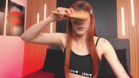 ivi rosse  online show from 04-20-26, 01:58