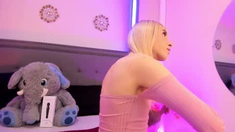 ivi rosse  online show from 07-10-26, 01:47