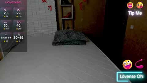 Ivy online show from 06-15-26, 03:20
