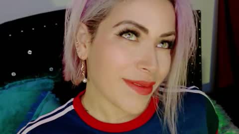 Snapshot of ivy__taylorr chatting on 03-14-26, 02:39 Diana Rojas online show from 03-14-26, 02:39