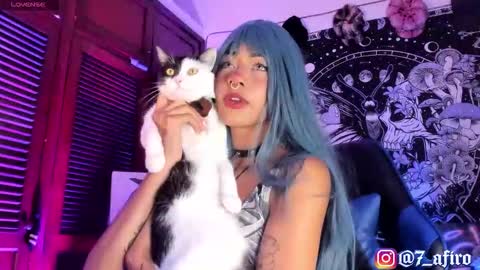 Snapshot of ivy_byte chatting on 02-12-26, 11:55 - online show from 02-12-26, 11:55