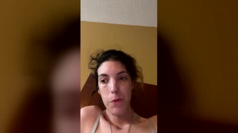 ivy_rose90 online show from 06-06-26, 12:38