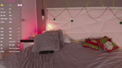 Snapshot of ivy_soul chatting on 12-30-24, 12:11 IVY online show from 12-30-24, 12:11