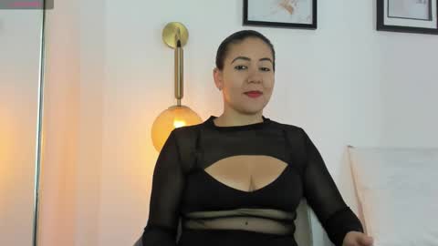 Ivy  online show from 11-13-25, 02:27