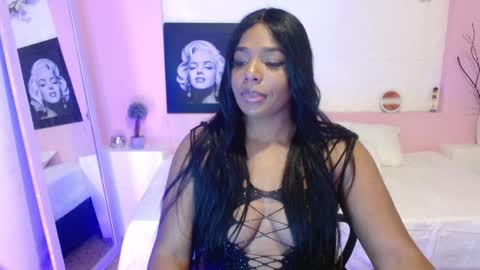 i v y  b l i s s online show from 04-28-26, 09:20