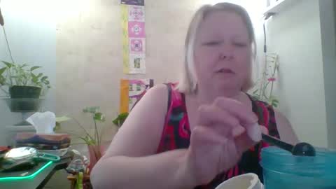 ivyjane3522 online show from 04-09-26, 03:17