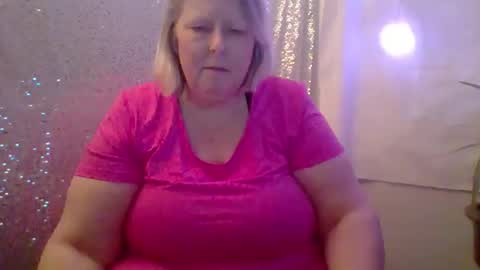 ivyjane3522 online show from 05-05-26, 01:24