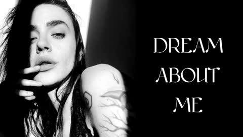 Snapshot of ivyjonson chatting on 12-28-24, 04:52 Miss Ivy online show from 12-28-24, 04:52