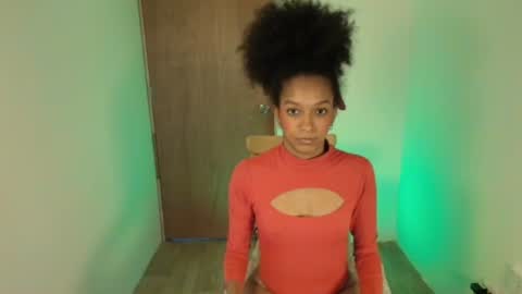 Snapshot of ivylusst chatting on 06-29-26, 12:39 ivylusst online show from 06-29-26, 12:39