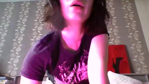 Eva online show from 05-10-26, 10:42