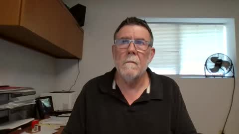 Snapshot of iwantsex724 chatting on 11-04-25, 12:10 iwantsex724 online show from 11-04-25, 12:10