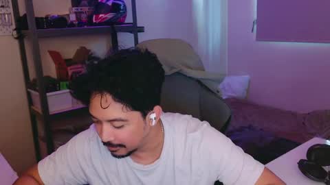 Snapshot of iwasd3nse chatting on 02-22-25, 06:52 iwasd3nse online show from 02-22-25, 06:52