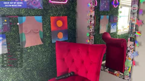 Muse hethey online show from 12-22-24, 07:52