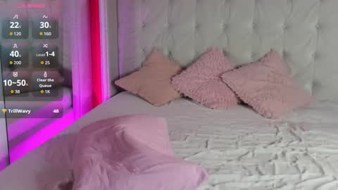 Maxim online show from 09-28-25, 10:26