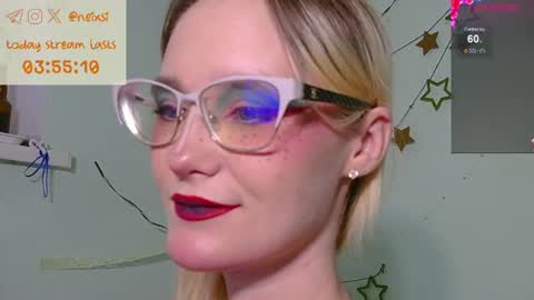 Snapshot of ixsi chatting on 06-23-26, 01:42 Nina online show from 06-23-26, 01:42