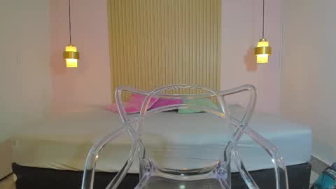 izelevans online show from 02-16-26, 12:12