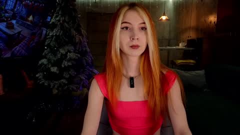 Snapshot of izi_fox chatting on 12-15-24, 02:59 izi online show from 12-15-24, 02:59